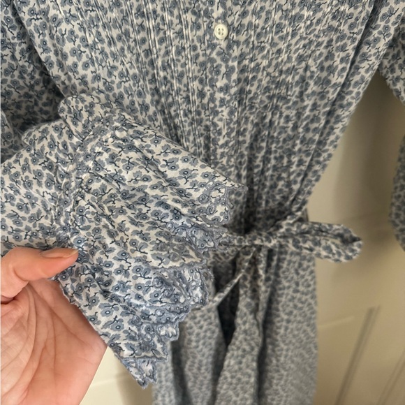 Doen button up Blue Floral Long Sleeve Dress - Picture 5 of 5